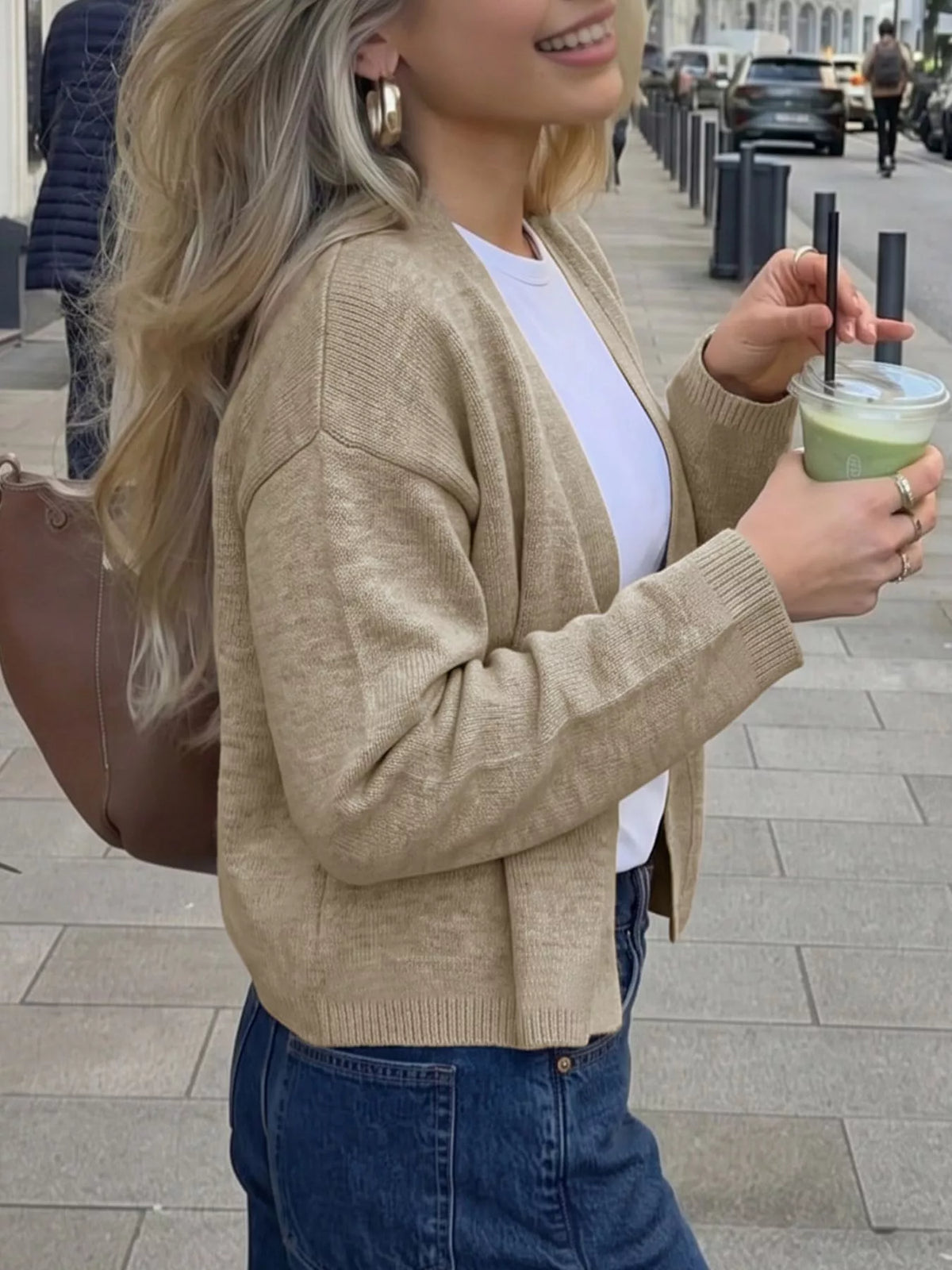 Stickad cardigan med öppen modell – bild 4