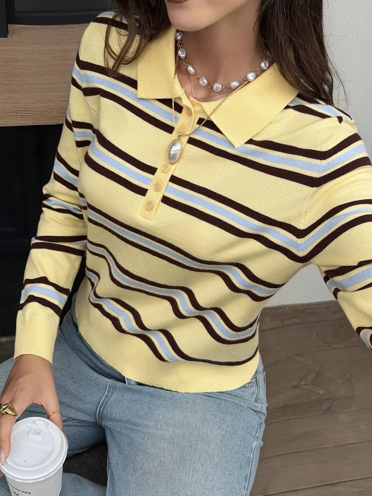 Randig topp med polokrage