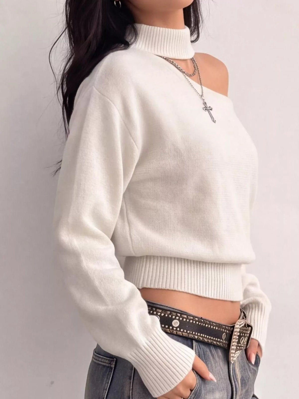 Offshoulder tröja med sänkt axel – bild 6