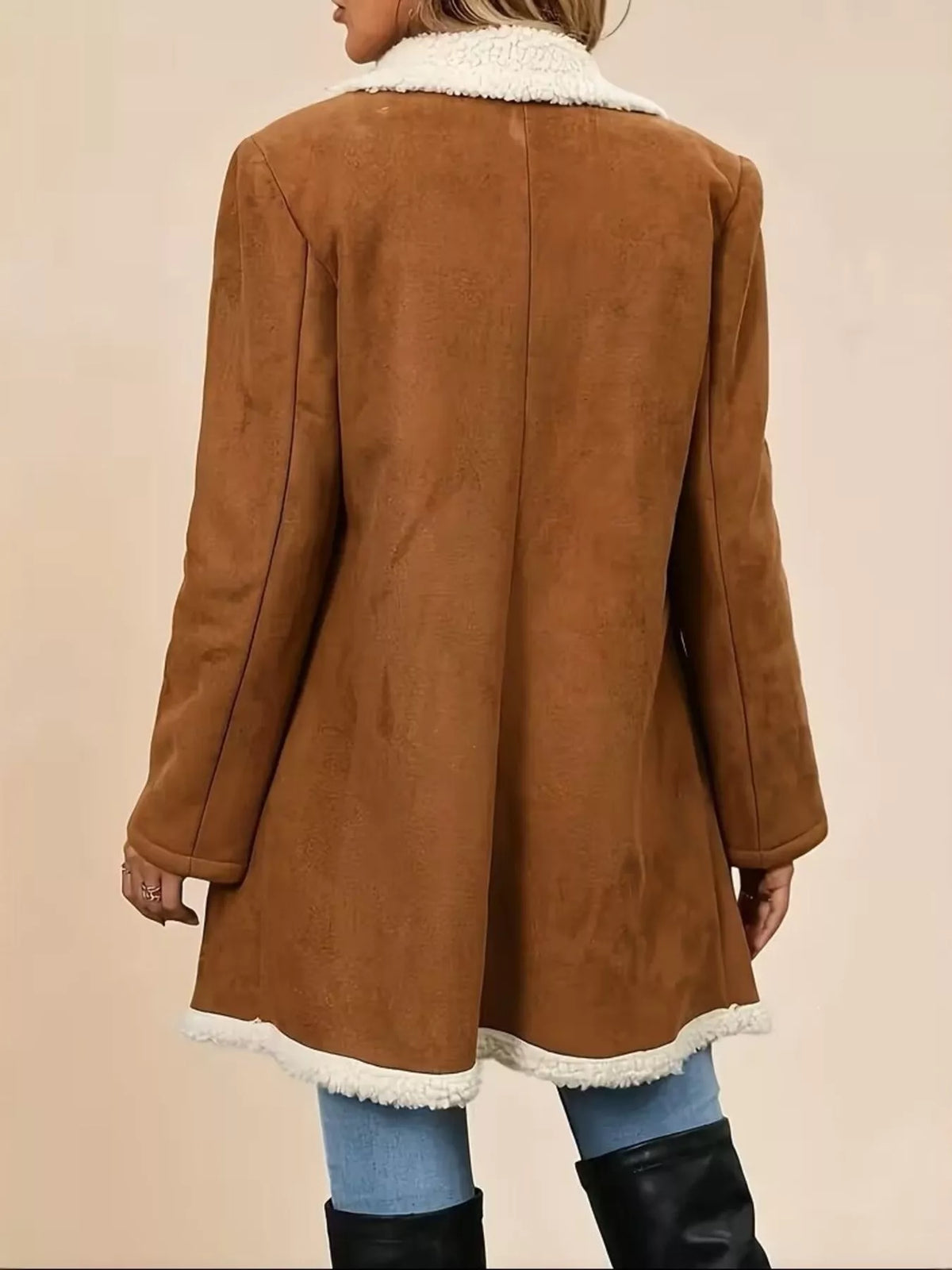 Dubbelknäppt kappa i fleece – bild 4
