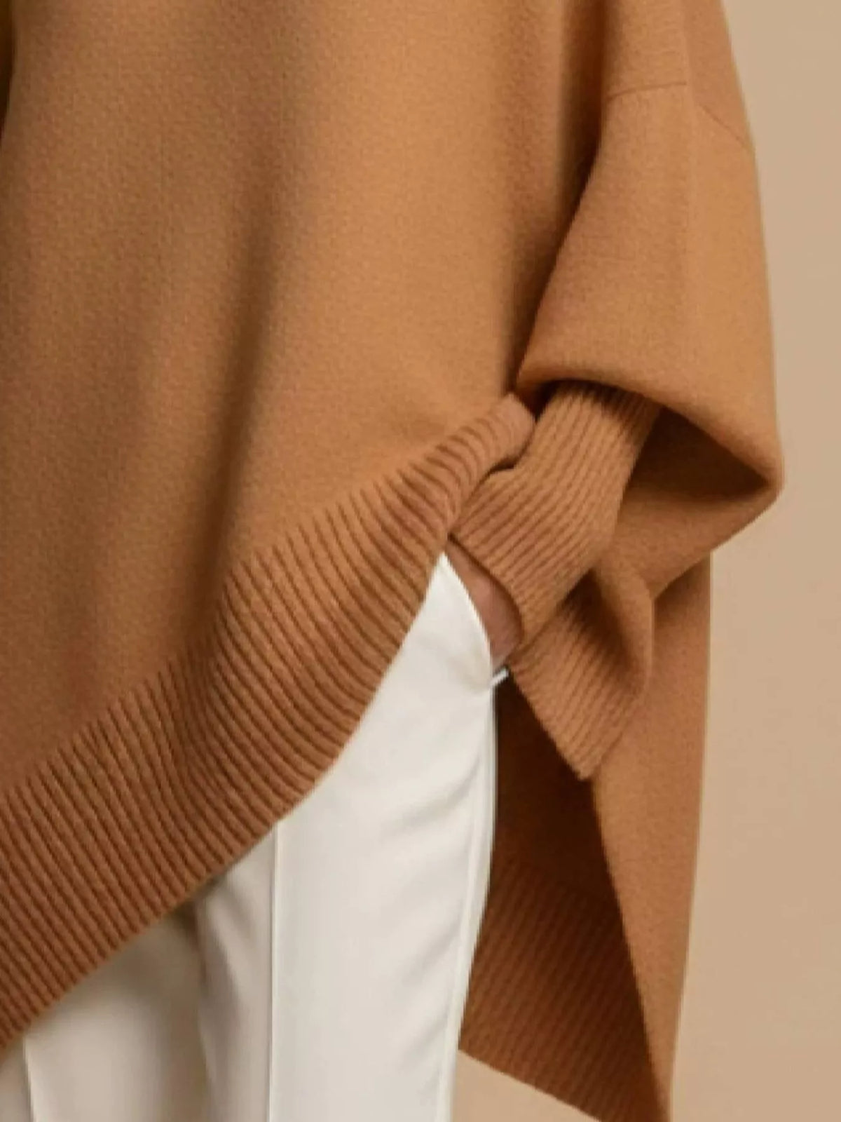 Ribbad oversize tröja med fladdermusärm – bild 5