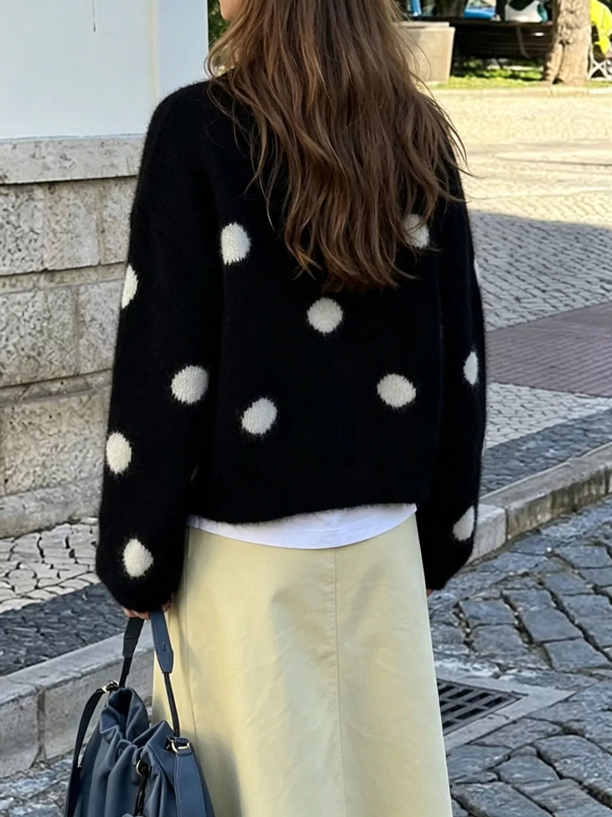 Prickig cardigan med mjuk lugg – bild 5