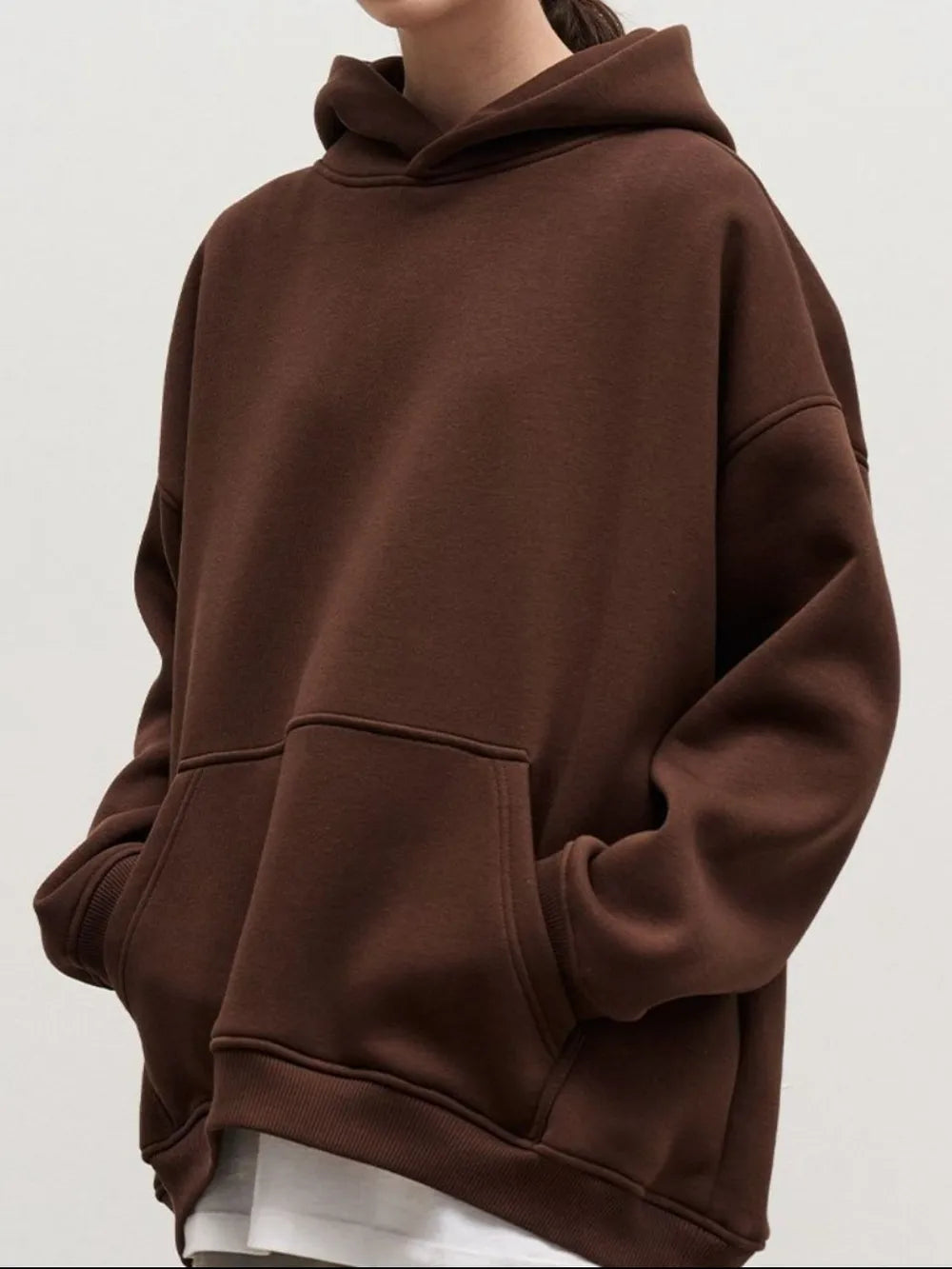 Långärmad hoodie med sänkt axel – bild 13