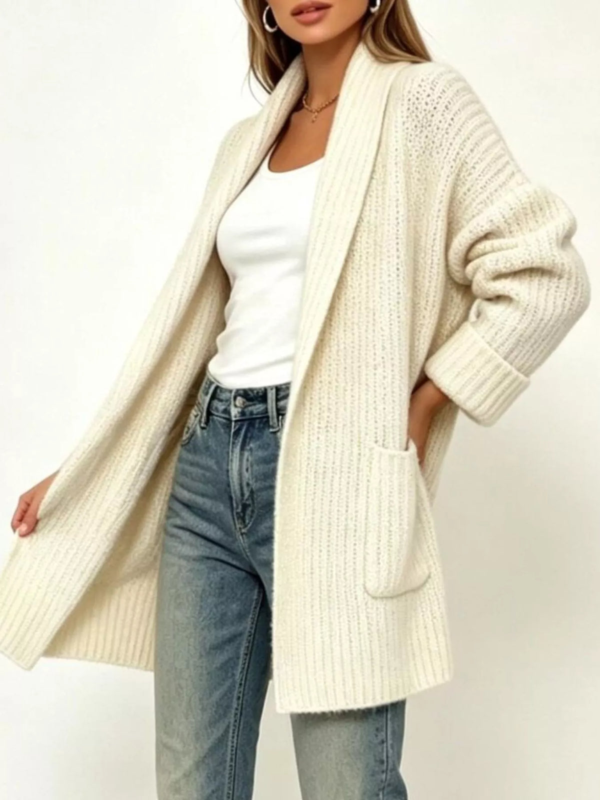 Ribbad cardigan med öppen modell och fickor