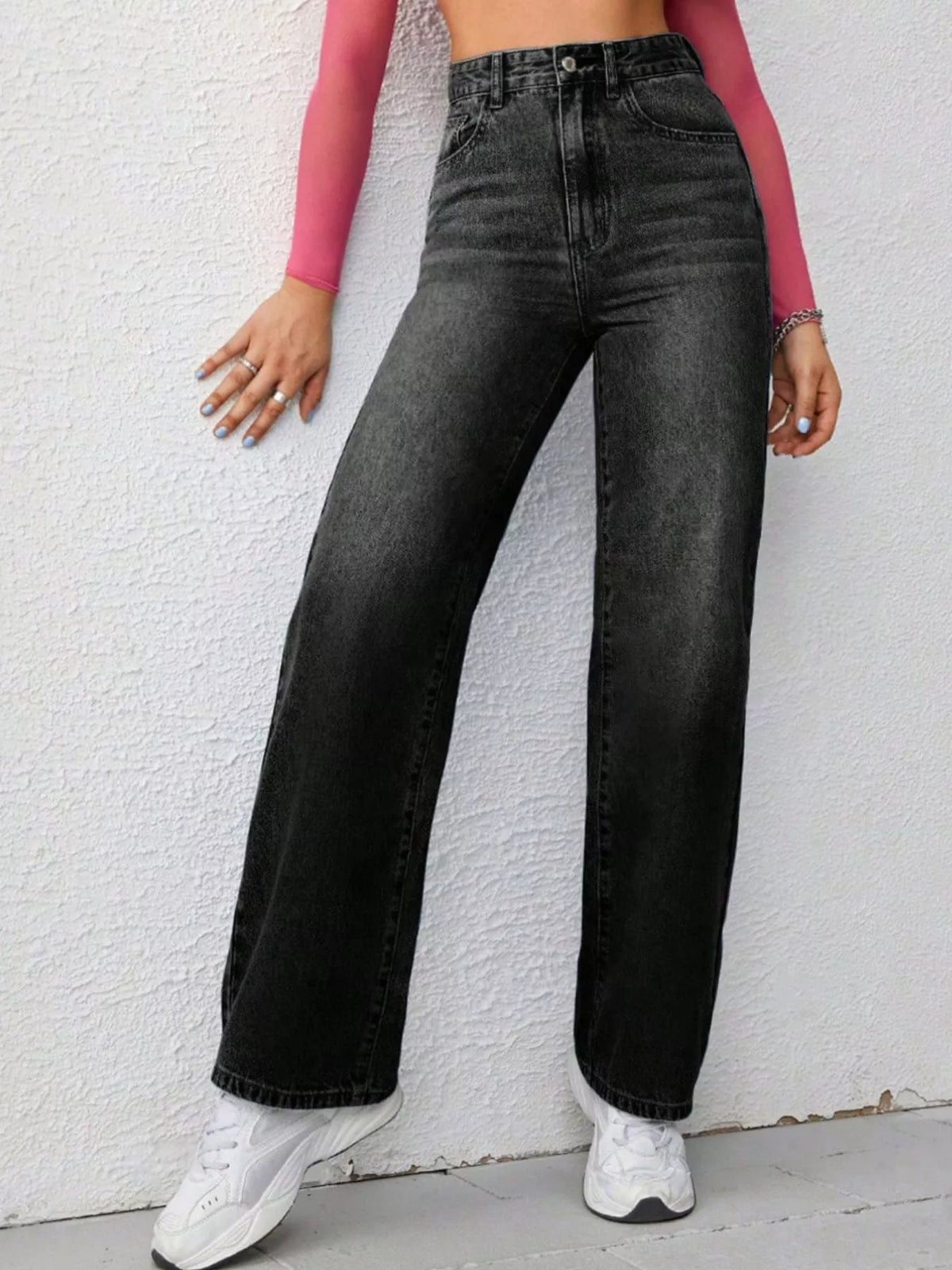 Vida jeans med hög midja, knappstängning och slitningar – bild 6