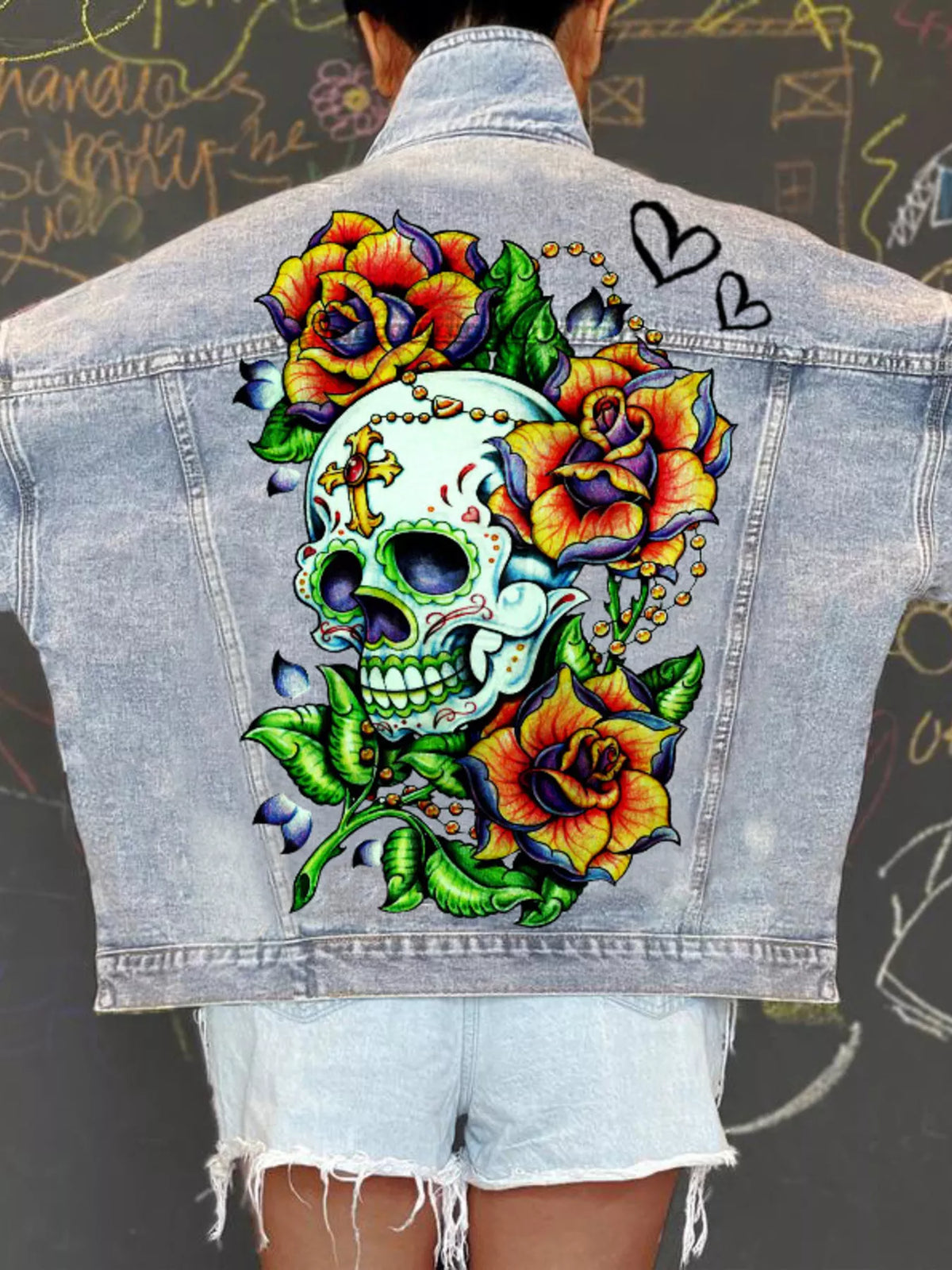 Jacka i denim med dödskallemotiv – bild 3
