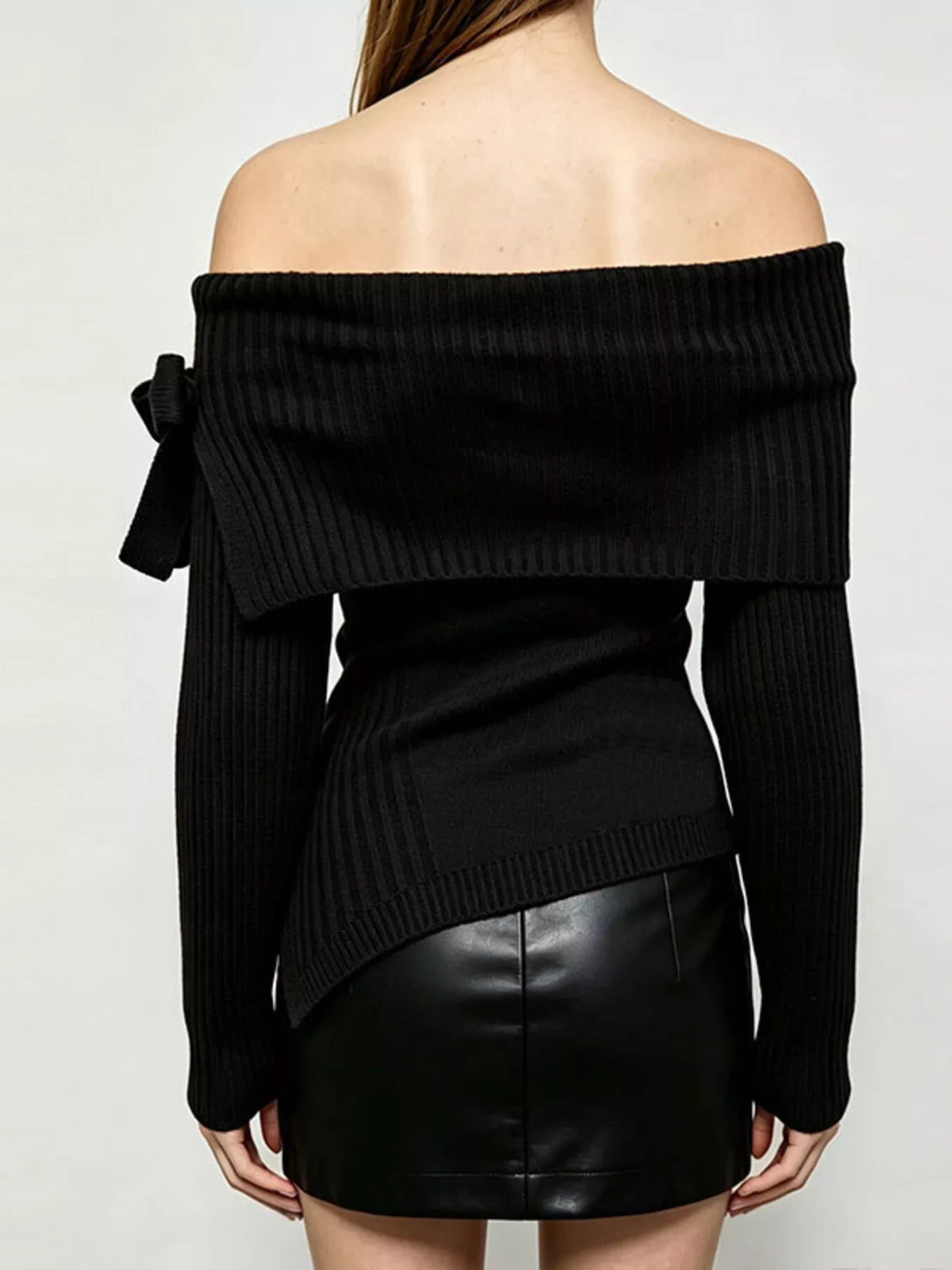 Ribbad offshoulder topp med rosett – bild 13